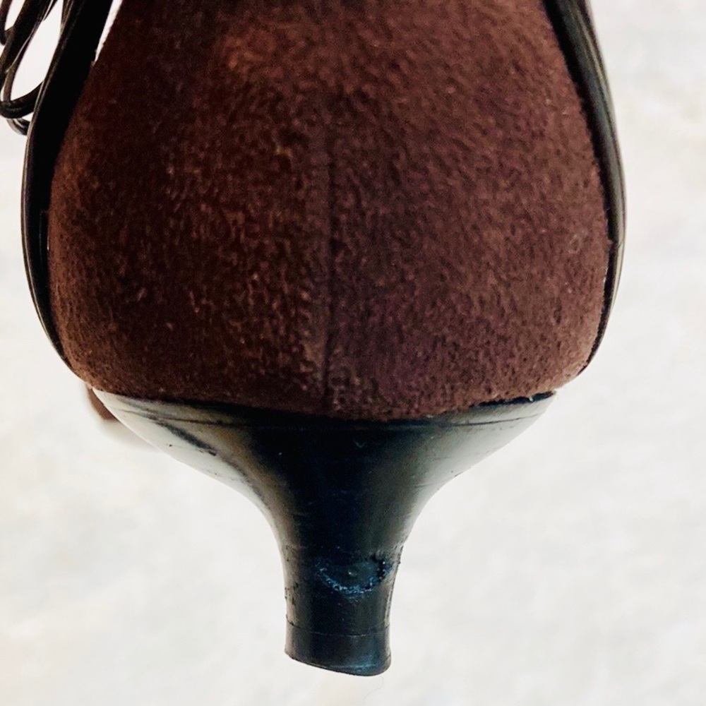 GIORGIO ARMANI Suede Leather Trim Embellishment D'Orsay Pumps - Picture 6 of 9